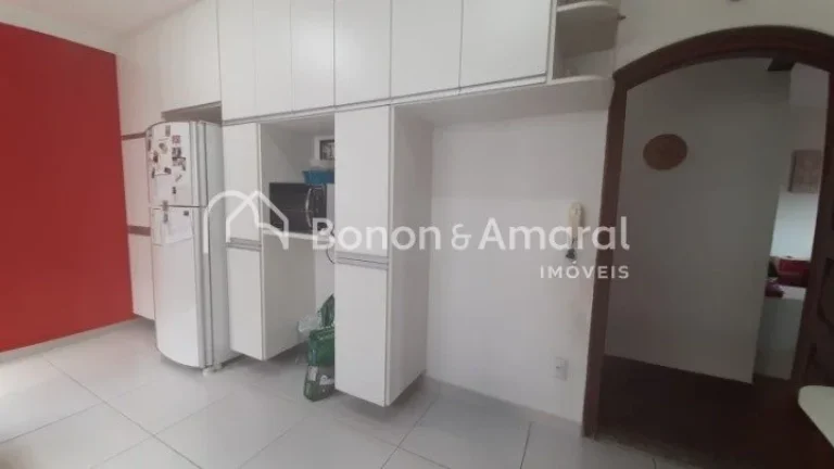 Imagem Casa à Venda 4 Quartos e 2 suítes - Jardim Paraíso - 266 m²