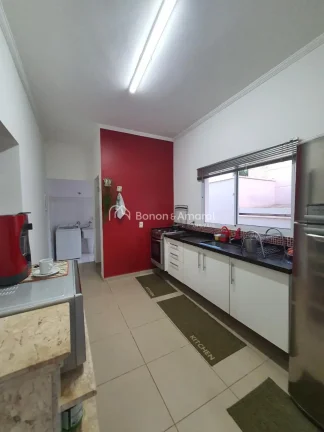 Imagem Conheça essa incrível casa térrea em condomínio fechado, com 148 metros quadrados de área const...