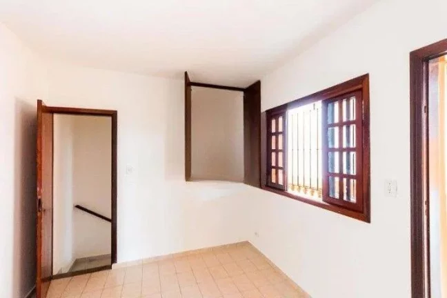 Imagem Sobrado com 3 dormitórios à venda, 188 m² por R$ 540.000 - Vila Lucinda - Santo André/SP