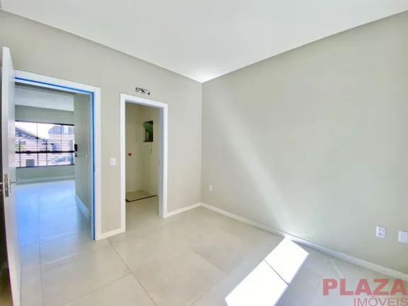 Imagem Apartamento 02 dormitórios à venda em Balneário Cambóriu