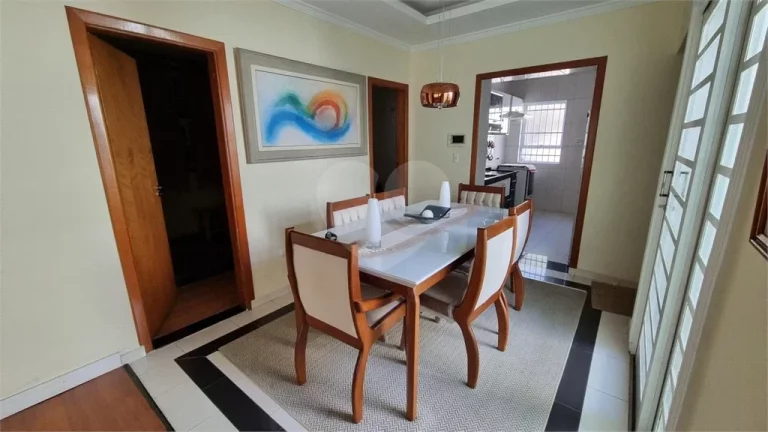Imagem Casa à venda com 3 quartos, sendo 3 suítes, em Vila Sônia, São Paulo - SP