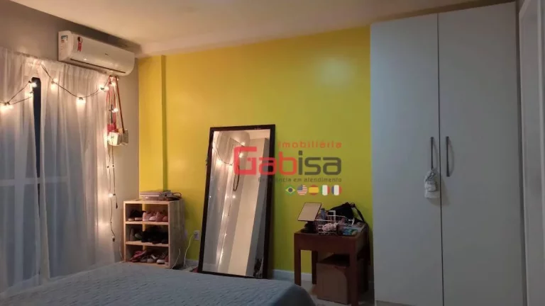 Imagem Cobertura Semimobiliada com 3 dormitórios à venda, 192 m² por R$ 950.000 - Braga - Cabo Frio/RJ