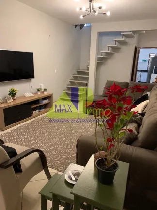Imagem Imperdível: Casa à venda na Vila Amália, São Paulo-SP, com 3 quartos, 1 suíte, 2 banheiros e 3 vagas de garagem!
