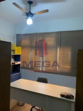 SALA COMERCIAL NO CENTRO DE VITORIA, EM FRENTE A PRAÇA COSTA PEREIRA,