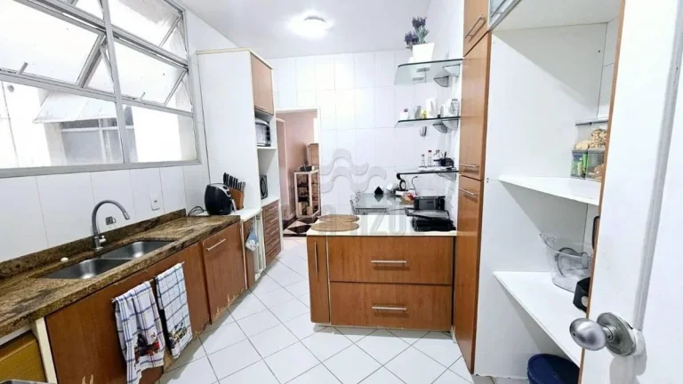 Imagem Copacabana - Residencial › Apartamento com 4 quarto(s) a Venda