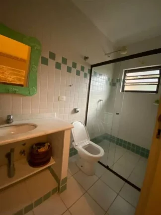 Imagem CASA COM 180 m² - -
