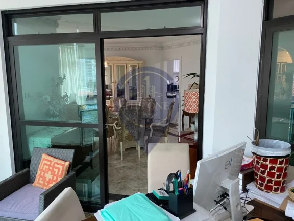 Imagem Apartamento de Luxo no Pacaembu: 3 Quartos, 3 Suítes, 2 Salas, 4 Banheiros e 4 Vagas - 230m² - São Paulo-SP