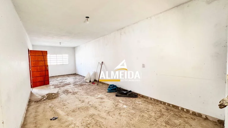 Imagem Casa com 2 dormitórios à venda, 130 m² por R$ 250.000,00 - Dona Regina Picelli - Rio Claro/SP