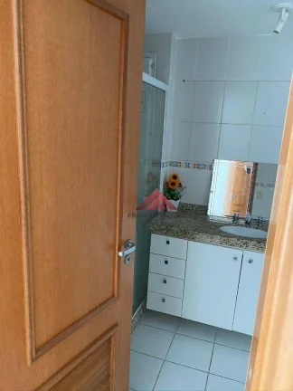 Imagem Cobertura, 3 quartos, 3 suítes, 2 vagas à venda, 216 m²