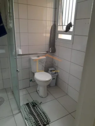 Imagem Apto 2 dormitórios, sala 2 ambientes, sacada, cozinha com armários, área de serviço, sem vaga. 4...
