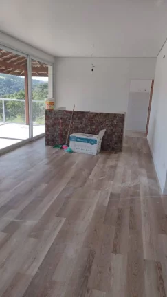 Imagem Chácara com casa nova, nunca habitada ( aceita permuta imóvel em Boituva )