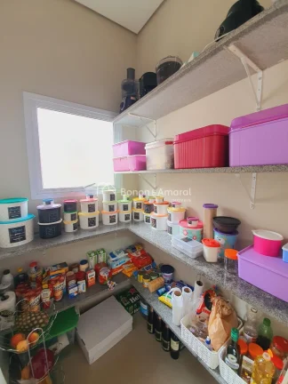 Imagem Casa térrea com piscina em condomínio na cidade de Paulínia!
Casa com, piscina, suíte master com...