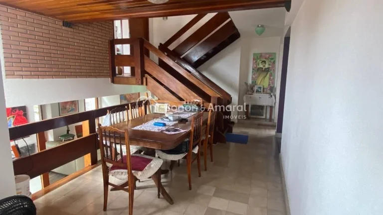 Imagem Lindo sobrado em condomínio fechado - San Conrado, Sousas

Com 700m² de terreno e 198,18m² de con...