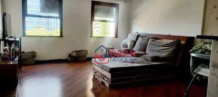 Imagem Apartamento Duplex à venda no Juvevê