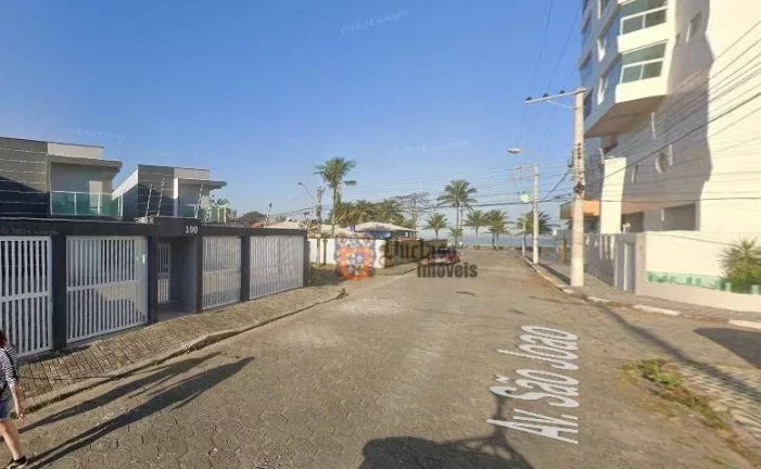 Imagem Sobrado com 2 dormitórios à venda, 67 m² por R$ 389.000,00 - Vila Atlântica - Mongaguá/SP