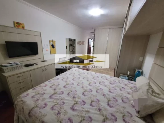 Imagem Sobrado para venda com 3 suítes e 4 vagas na Vila Matilde