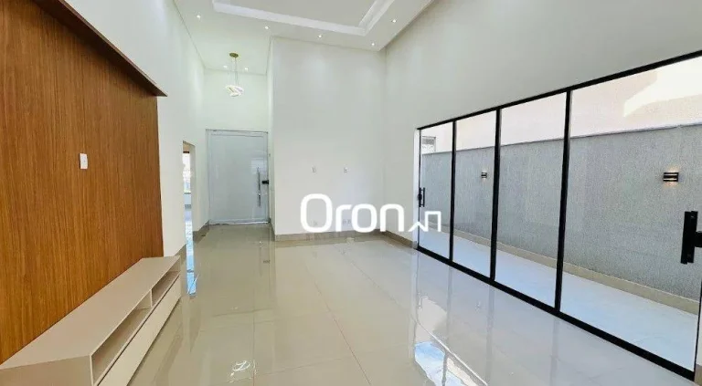 Imagem Casa com 3 dormitórios à venda, 180 m² por R$ 1.350.000,00 - Jardim Veneza - Senador Canedo/GO