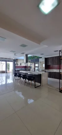 Imagem Sobrado Alto Padrão