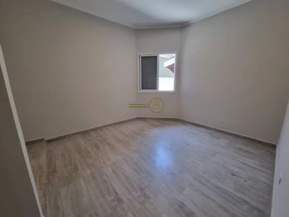 Imagem Casa reformada térrea, 100 metros da praia Piscina com cascata, luz de led