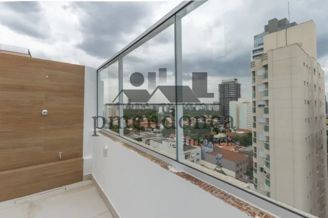 Imagem Cobertura Duplex reformada em Pinheiros, com 170 m² .