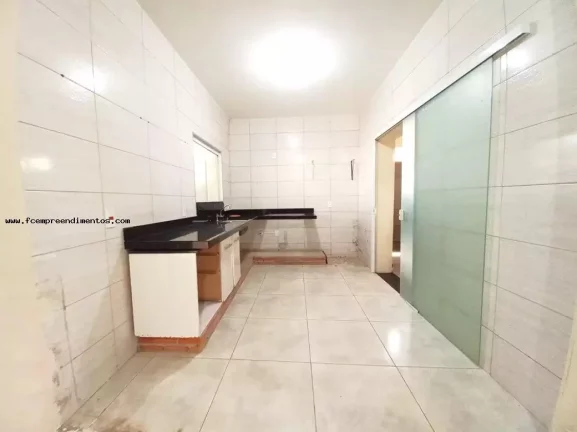 Imagem Casa para Venda em Limeira, Jardim Ibirapuera, 4 dormitórios, 2 banheiros, 2 vagas