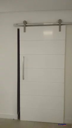 Imagem VENDO UMA EXECELENTE CASA NO CONDOMINIO