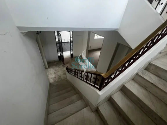 Imagem Sobrado Comercial/Residencial à Venda em Jardim América - São Paulo/SP.