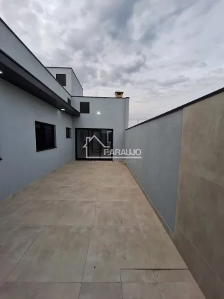 Imagem Casa em Condomínio à venda em Reserva Ipanema com 134m² 3 quartos, 3 vagas