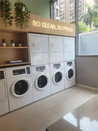 Imagem Apartamento à venda com 1 quarto, sendo 1 suíte, no condomínio Valen Capote Valente, São Paulo - SP