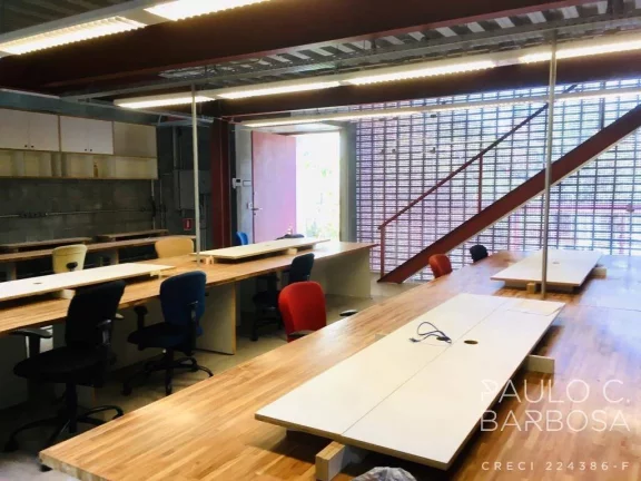 Imagem Vila Madalena - 248m² - Vão Livre - 5 vagas - Projeto Diferenciado