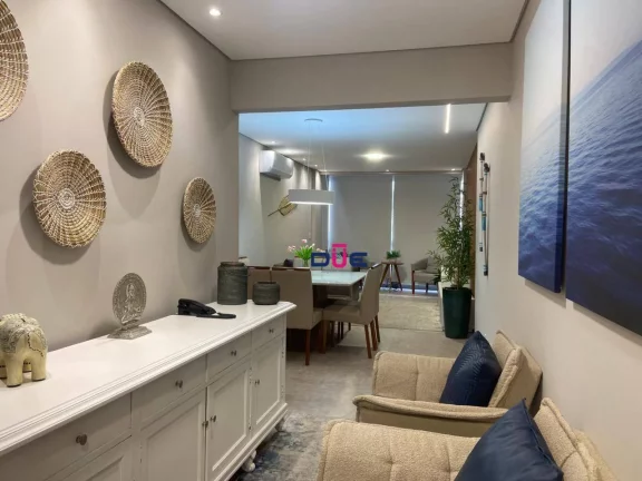 Imagem Apartamento com 2 dormitórios, 1 suíte e dependência completa, com vista mar, na Aparecida