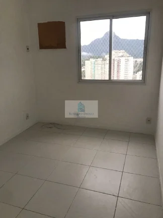 Imagem Imperdível: Apartamento à venda em Rio de Janeiro-RJ, Camorim! 2 quartos, 1 sala, 1 banheiro, 1 vaga de garagem, 67m².