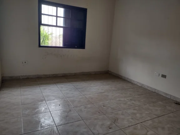 Imagem Imóvel à venda em Atibaia  Ideal para comércio ou moradia