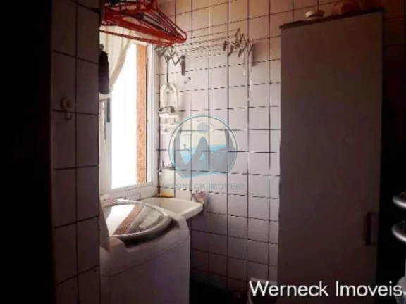 Imagem Apto à venda em Ubatuba-SP, Centro: 2 quartos, 1 suíte, 1 sala, 2 banheiros, 1 vaga de garagem, 81,00 m² de área.