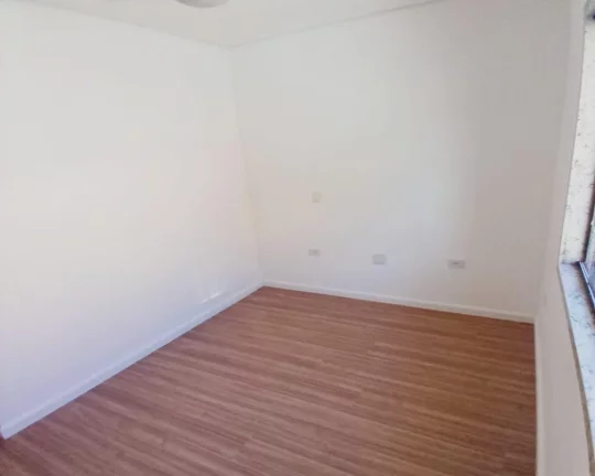 Imagem Casa estilo sobrado para alugar ao lado do Shopping Raposo