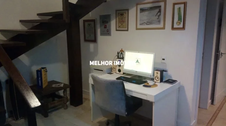 Imagem Casa estaleiro sendo 02 Suítes e Varanda em meio a Vegetação e Vista Mar
