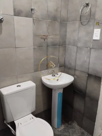 Imagem Duas Casas térreas, 4 dormitórios, Jardim Satélite, Sjc.