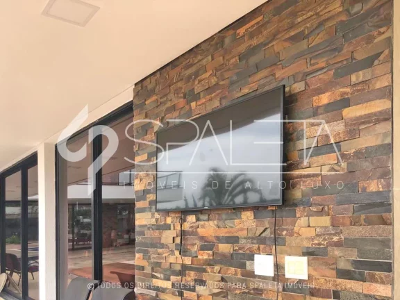 Imagem Linda residência moderna à venda no condomínio Quinta das Paineiras em Jundiaí