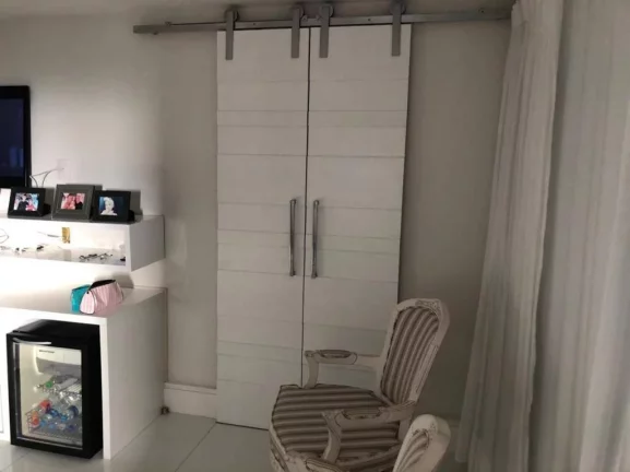 Imagem Linda casa venda em Macaé RJ , Cancela Preta 900m2.