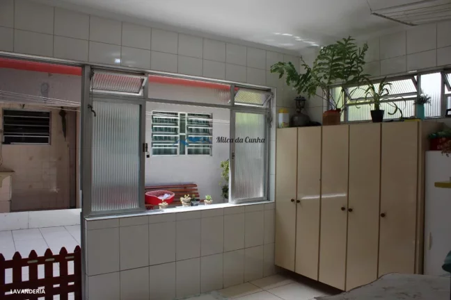 Imagem Sobrado à Venda com 3 dormitórios 3 vagas com Casa nos Fundos, Homero Thon , Santo André