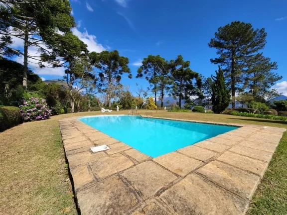Imagem Casa para Venda em Teresópolis / RJ no bairro Albuquerque