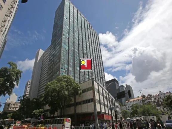 Vendo grupo salas Ed Avenida Central, Rio Branco 156, 130m² (63m² + 67m²), R$80.000,00 + R$85.000,00, prédio referência centro Rio, ar central