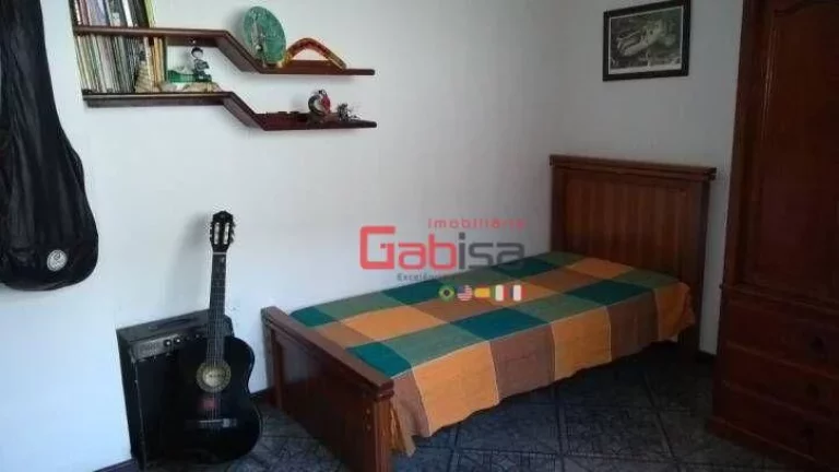 Imagem Casa com 3 dormitórios à venda, 140 m² por R$ 550.000,00 - Jardim Caiçara - Cabo Frio/RJ