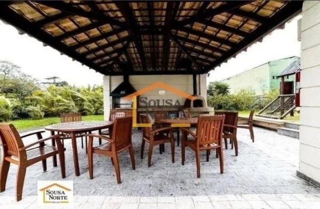 Imagem Apartamento mobiliado, 3 dormitórios, sendo 1 suíte, 79m² de área útil, 2 vagas de garagem e um...
