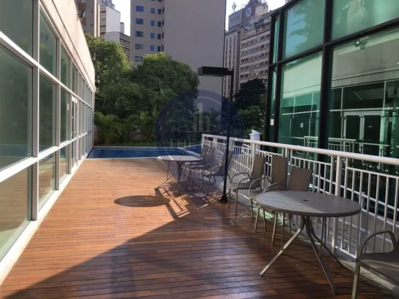 Imagem Apartamento à venda ou locação no Centro de SP: 1 quarto, 1 sala, 2 banheiros, 1 vaga de garagem, 46m² de área.