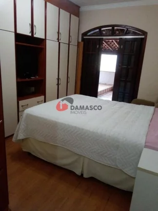 Imagem Sobrado à venda 3 Quartos, 1 Suite, 4 Vagas, 214M², Vila Alpina, São Paulo - SP