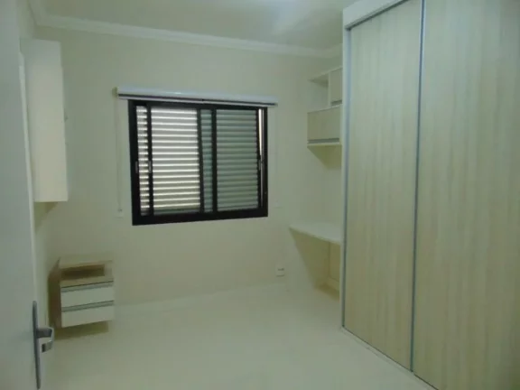 Imagem ASTÚRIAS - PERTINHO DO MAR, TOTALMENTE REFORMADO E DECORADO, 2 VAGAS, LAZER NO PRÉDIO.