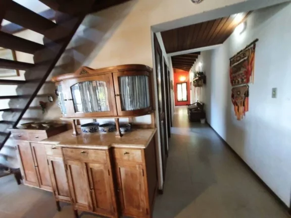 Imagem Casa à venda em Garopaba-SC, Praia da Silveira: 4 quartos, 2 salas, 2 banheiros, 3 vagas, 200m². Imperdível!