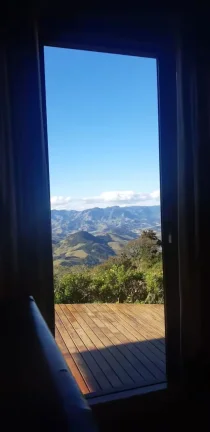 Imagem Refúgio de Altitude em São Bento do Sapucaí: 175.000 m² de Privacidade e Vista Permanente para a Pedra do Baú