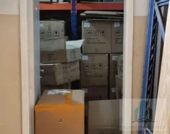 Imagem Oportunidade Incrível! Galpão/Depósito/Armazém à Venda na República por R$570.000!